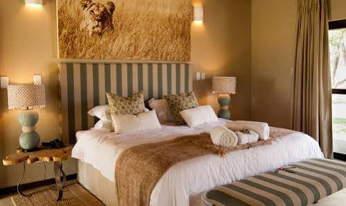 Xanatseni Private Camp Lodge